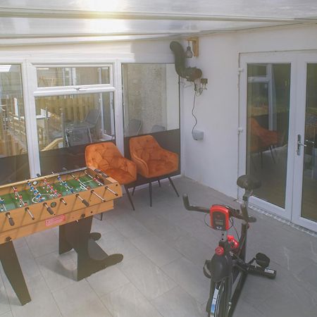 Luxury 4 Bedroom Cottage With Stunning Views Near Fairy Pools! 카보스트 외부 사진