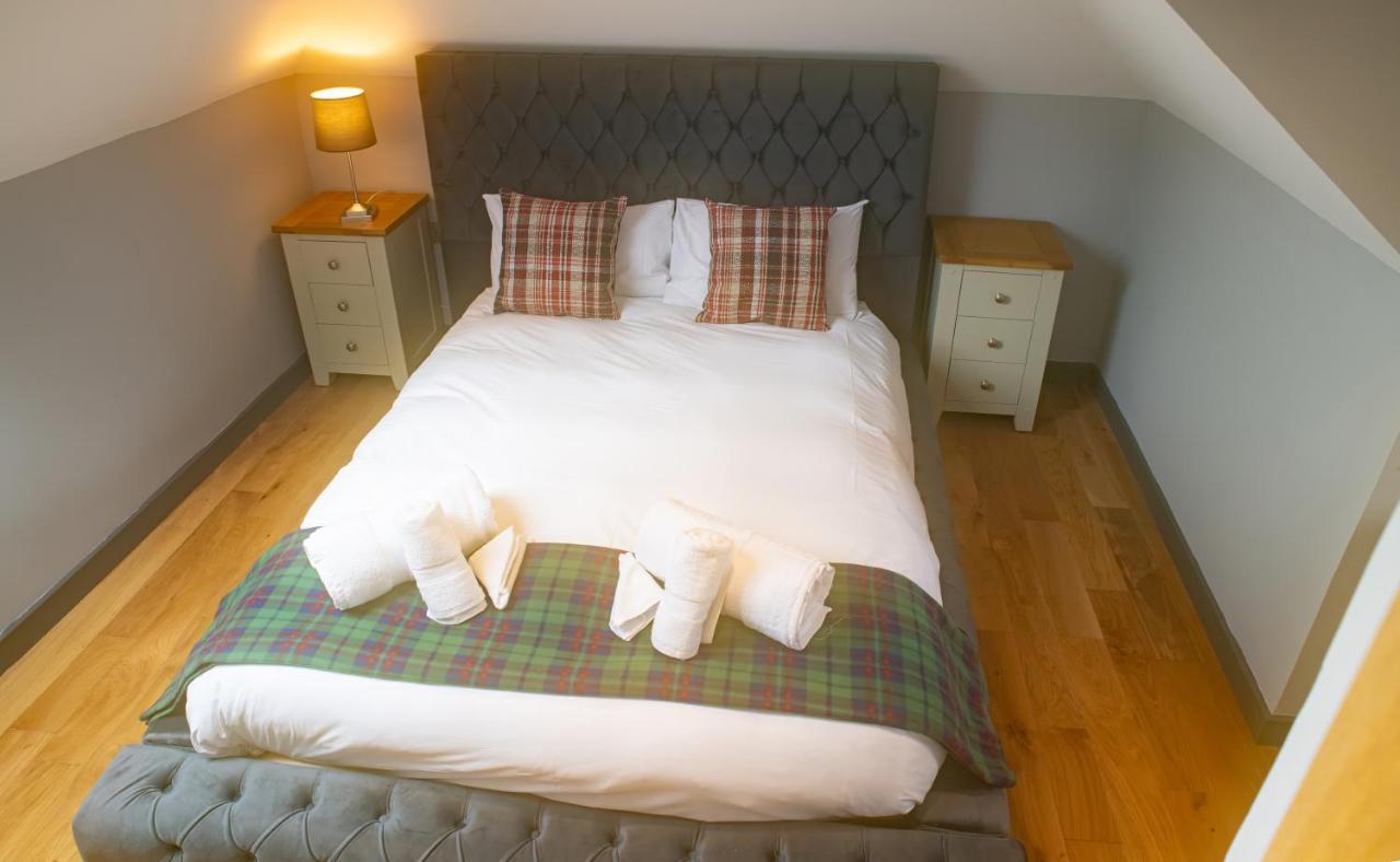 Luxury 4 Bedroom Cottage With Stunning Views Near Fairy Pools! 카보스트 외부 사진