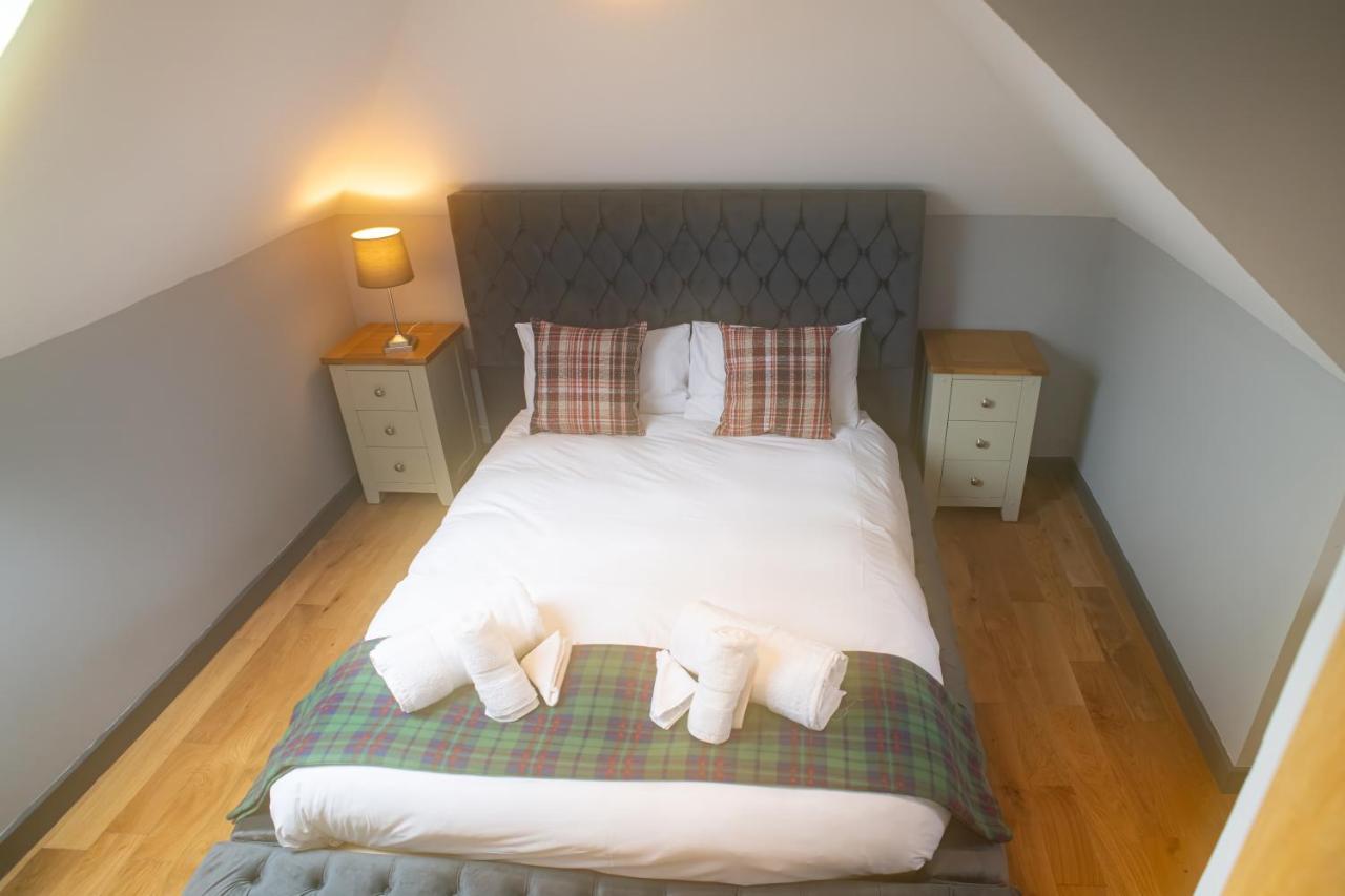 Luxury 4 Bedroom Cottage With Stunning Views Near Fairy Pools! 카보스트 외부 사진