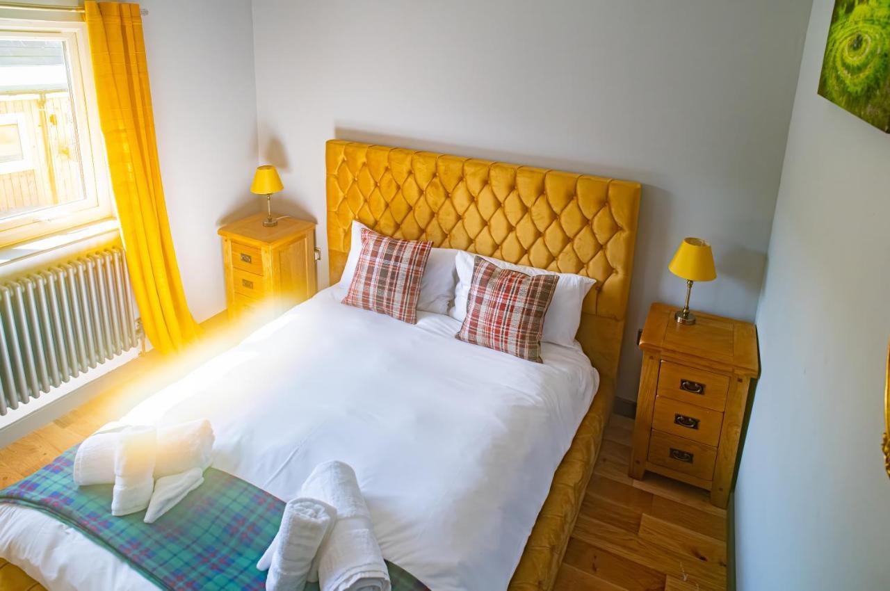 Luxury 4 Bedroom Cottage With Stunning Views Near Fairy Pools! 카보스트 외부 사진