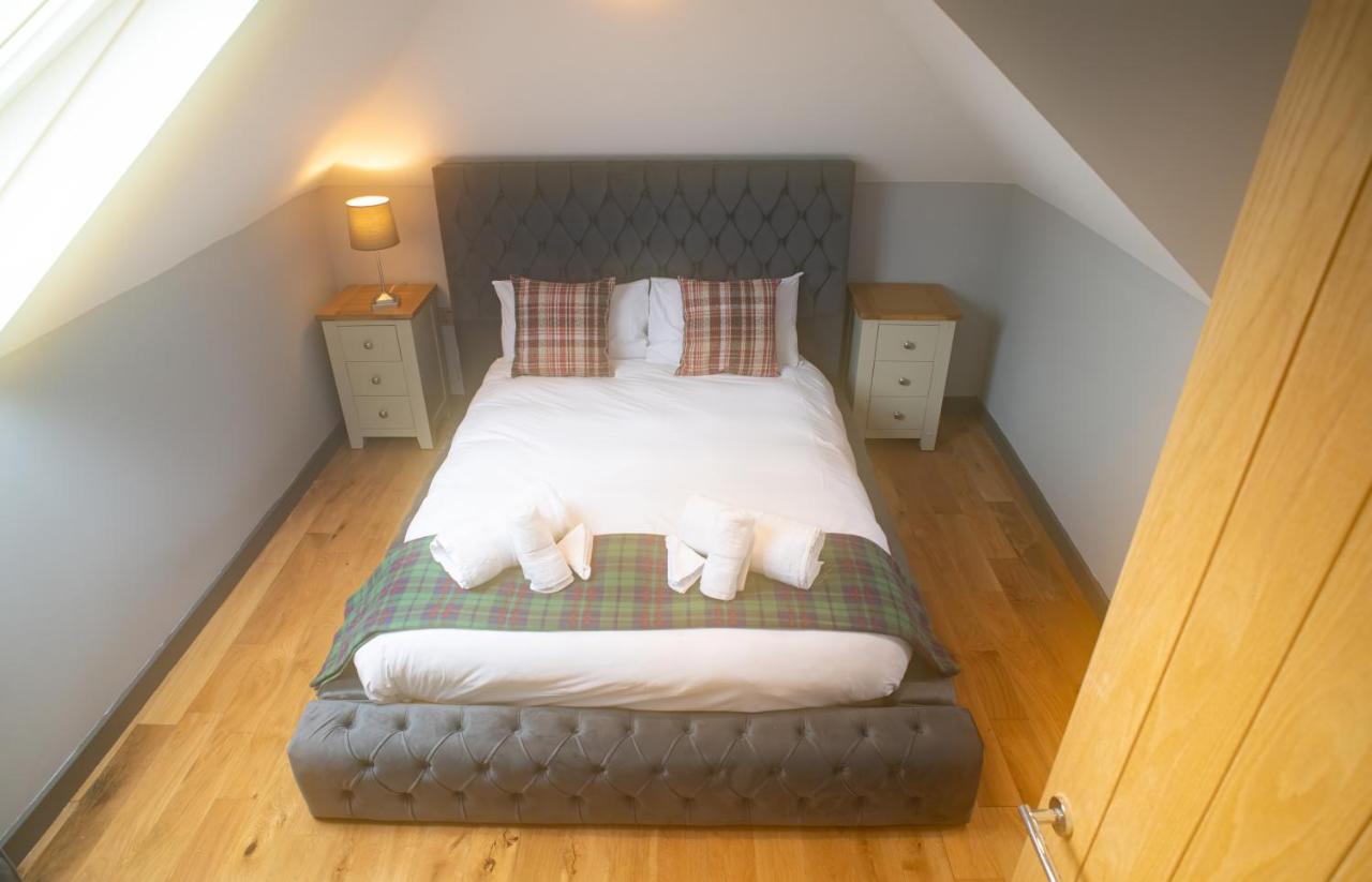 Luxury 4 Bedroom Cottage With Stunning Views Near Fairy Pools! 카보스트 외부 사진