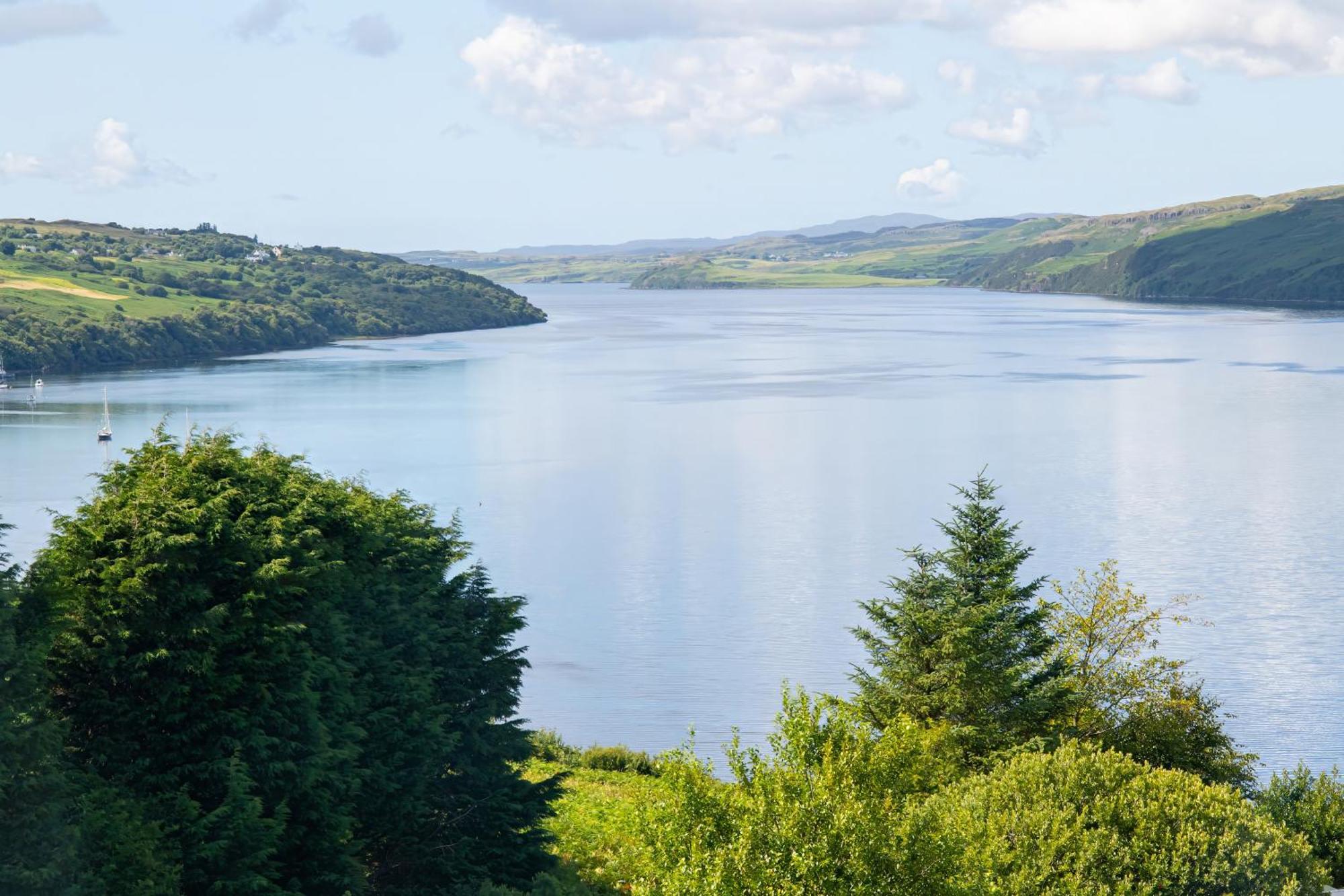 Luxury 4 Bedroom Cottage With Stunning Views Near Fairy Pools! 카보스트 외부 사진