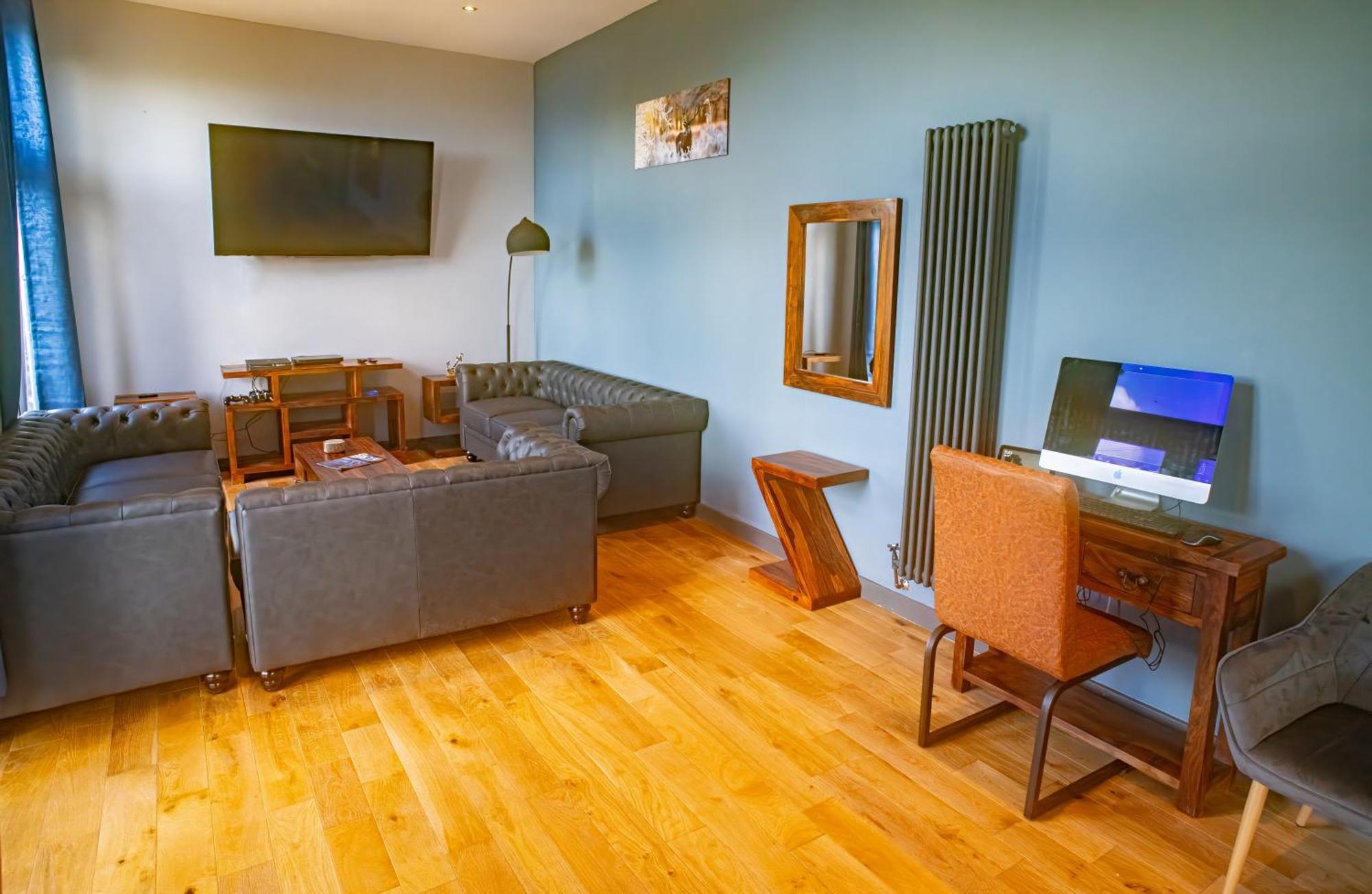 Luxury 4 Bedroom Cottage With Stunning Views Near Fairy Pools! 카보스트 외부 사진