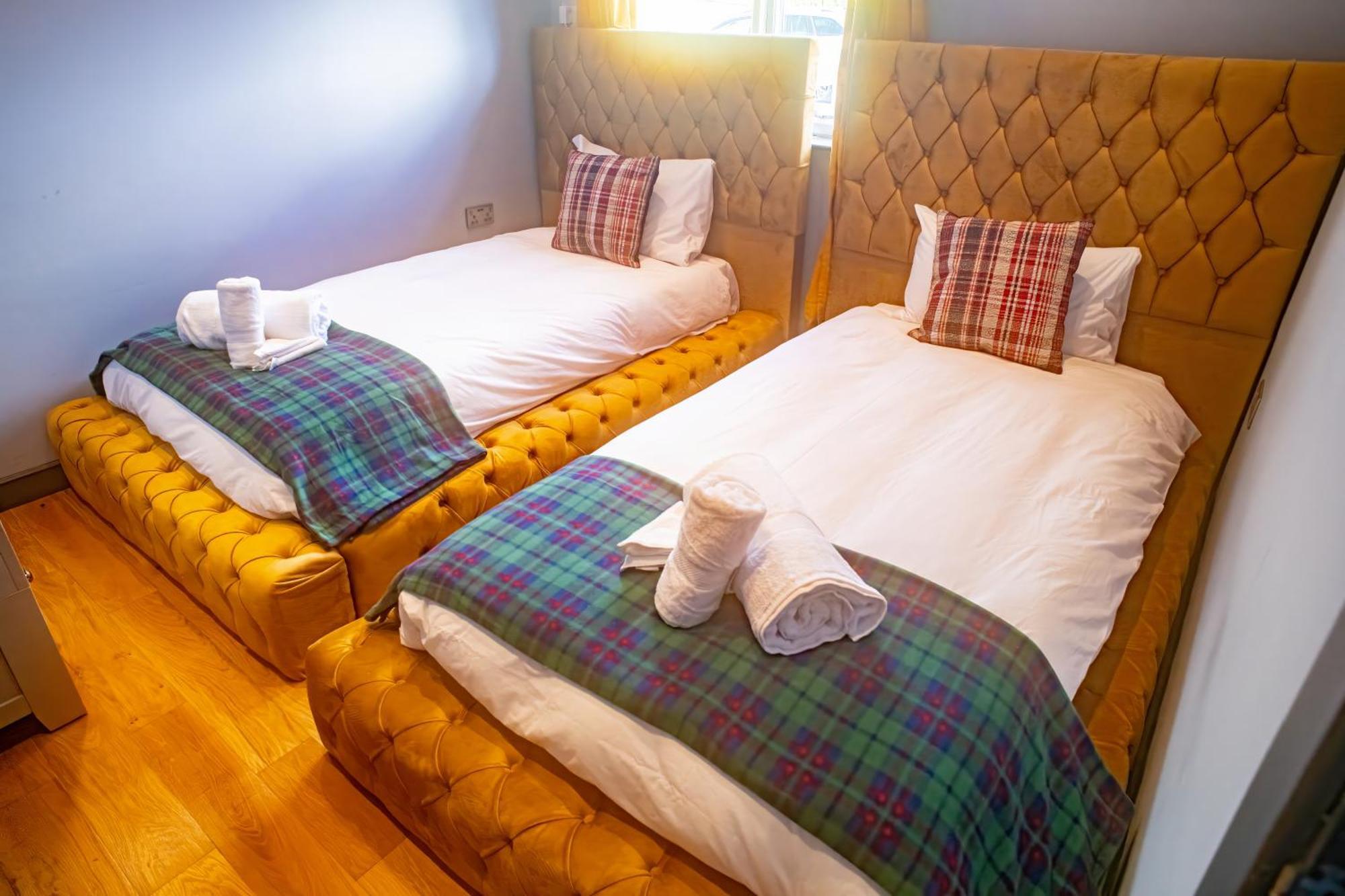 Luxury 4 Bedroom Cottage With Stunning Views Near Fairy Pools! 카보스트 외부 사진