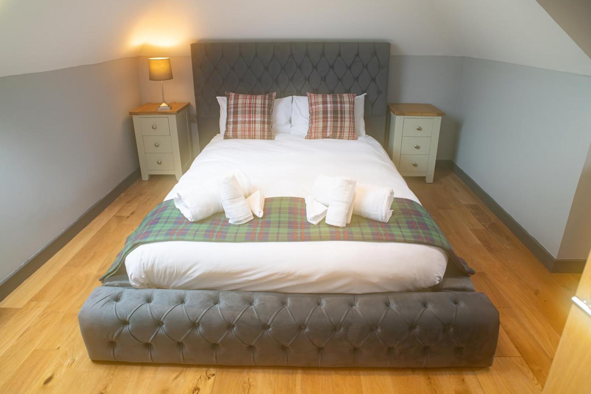 Luxury 4 Bedroom Cottage With Stunning Views Near Fairy Pools! 카보스트 외부 사진